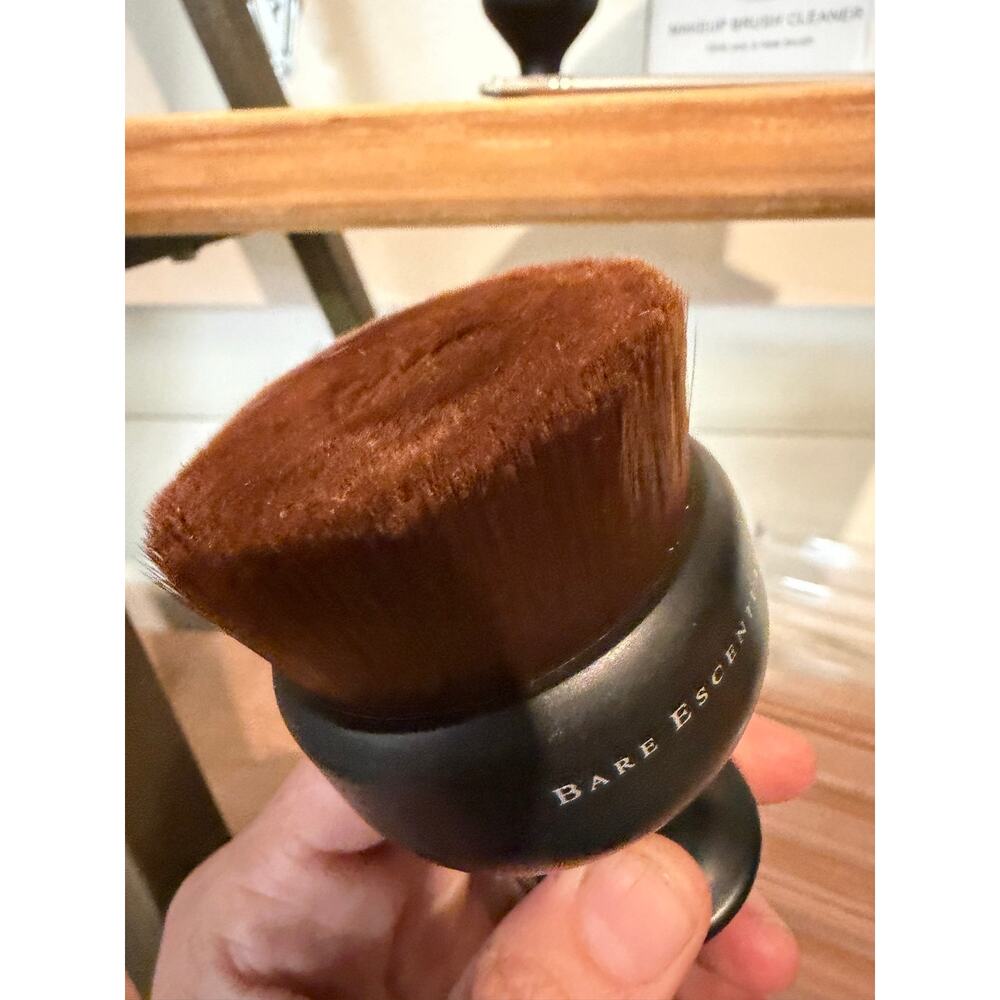 Bare Escentuals bareMinerals Full Coverage Kabuki Powder Makeup Brush NWOT - Picture 3 of 5